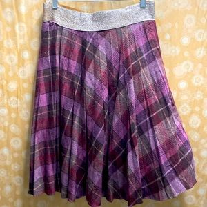 SELF MADE PLEATED WOOL SKIRT WITH TULLE … pretty!